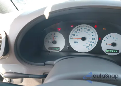 2002 Chrysler Voyager from USA, damaged, VIN 1C4GJ25382B711947